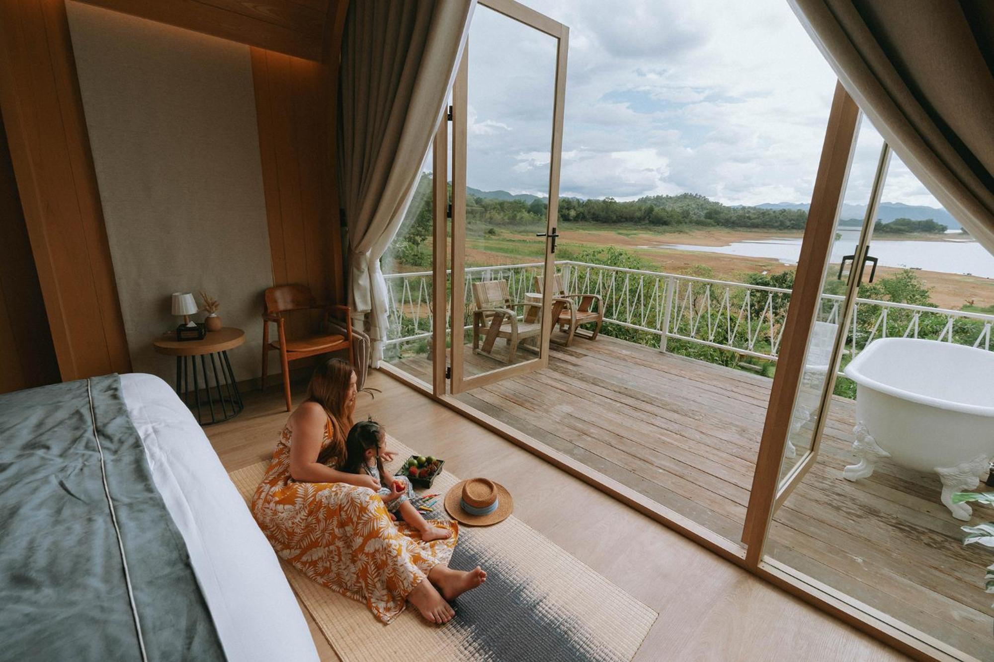 Le La Lake Resort And Spa Кенг-Качан Екстер'єр фото